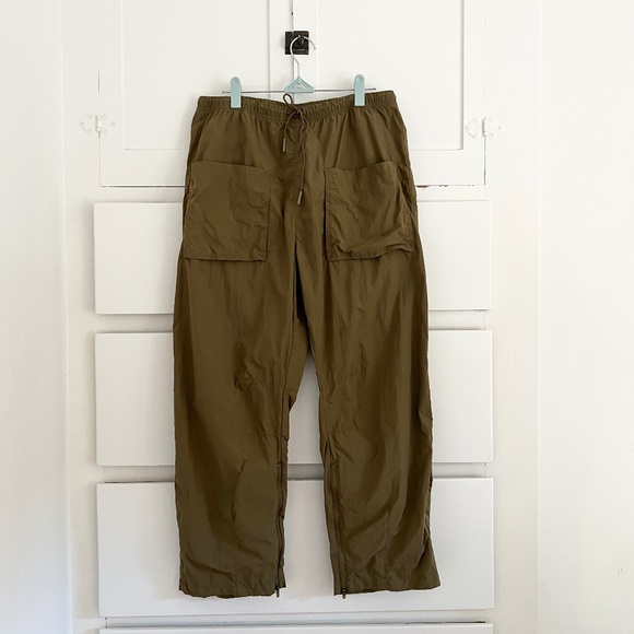 Free People FP Movement Fly By Night Pants Olive Green Size Medium - Picture 2 of 8